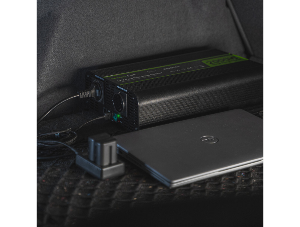 Green Cell inverter Pro 12V na 230V, 300W/600W čisti sinus, Pure sine wave