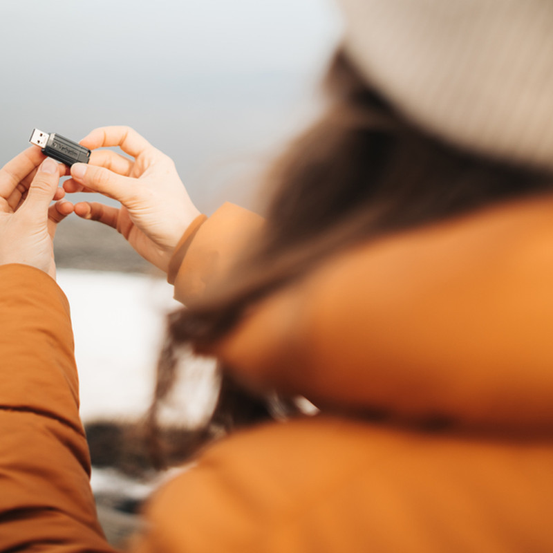 Verbatim USB2.0 PinStripe 32GB, crni - Slika 7