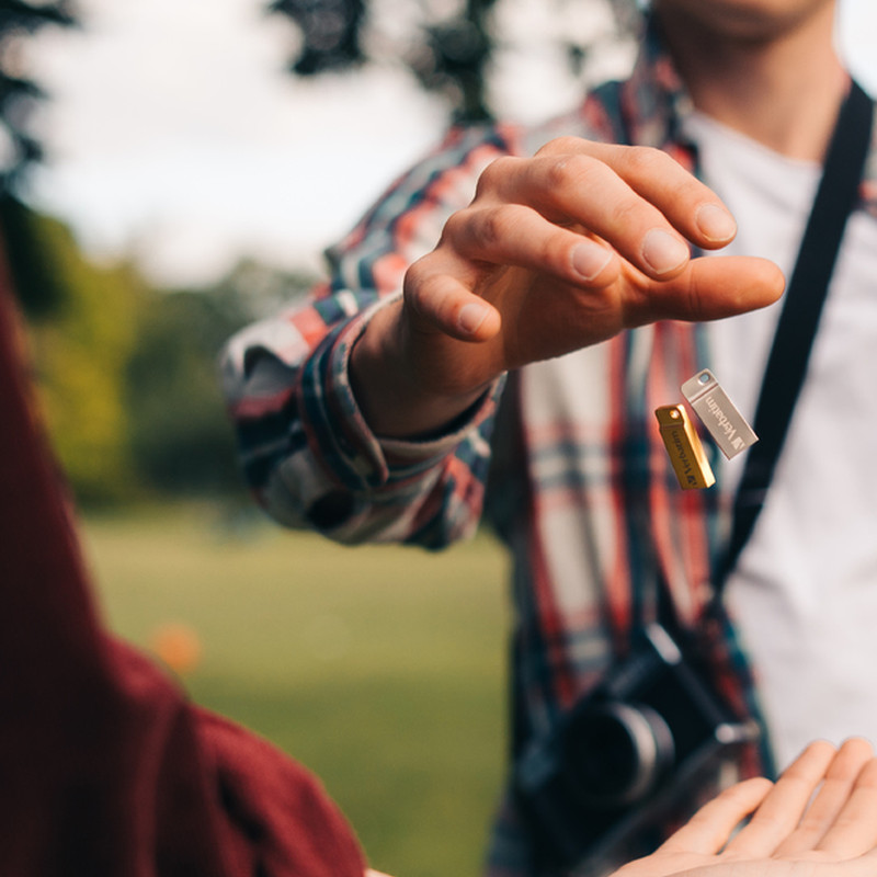 Verbatim USB2.0 Store'n'Go Metal Executive 16GB, srebrni - Slika 9