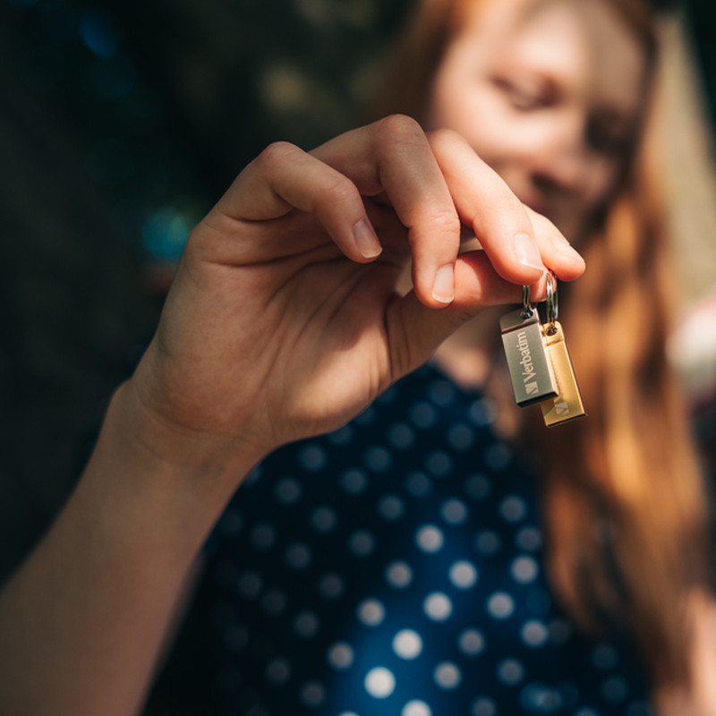 Verbatim USB2.0 Store'n'Go Metal Executive 64GB, srebrni - Slika 8